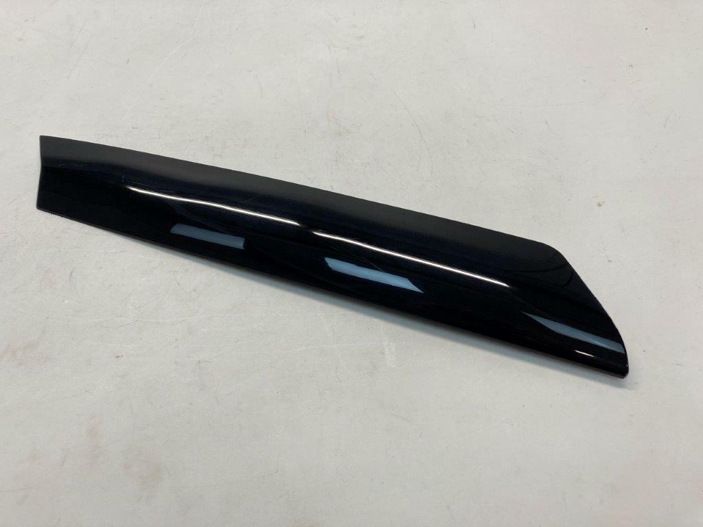 Mini Cooper Left  A Pillar Windshield Post Trim 51137128157 02-08 R50 R52 R53 436