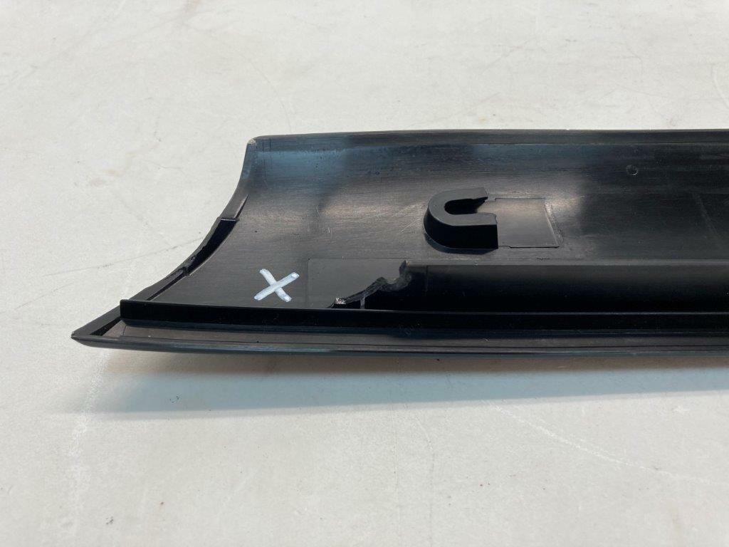 Mini Cooper Left  A Pillar Windshield Post Trim 51137128157 02-08 R50 R52 R53 436