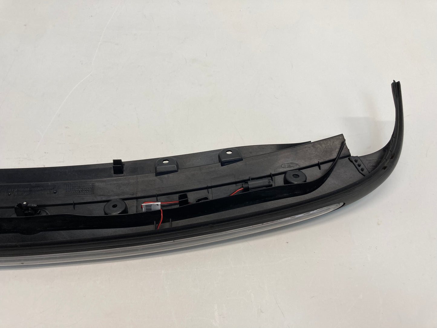 Mini Cooper Clubman Roof End Trim with Broken Brake Light White 51137168087 08-14 R55 437