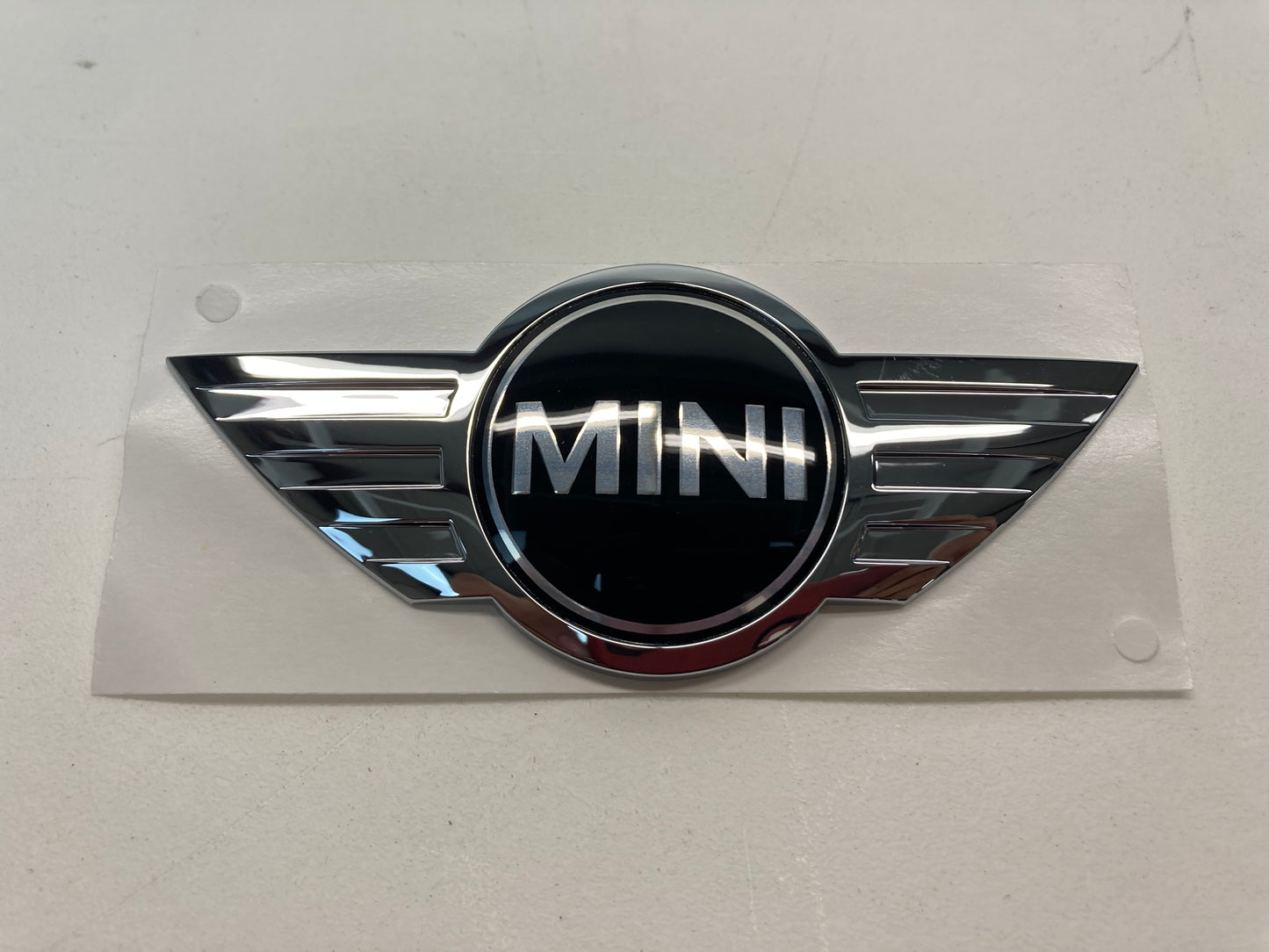 Mini Cooper Base Front Hood Emblem NEW 51147026184 02-08 R50 R52