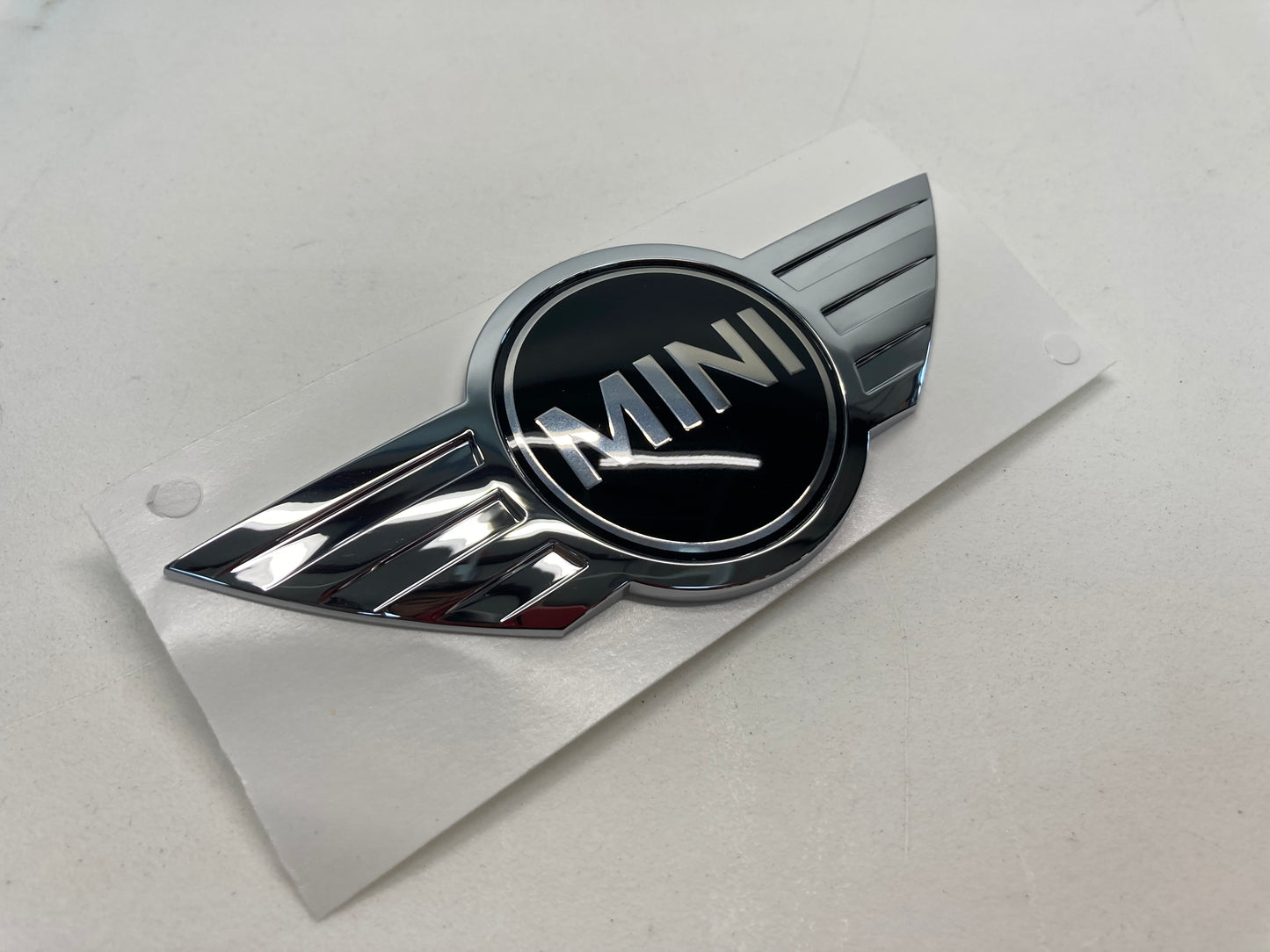 Mini Cooper Base Front Hood Emblem NEW 51147026184 02-08 R50 R52