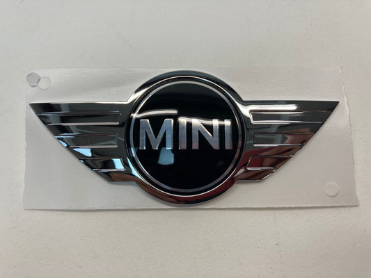 Mini Cooper Rear Emblem NEW 51147026186 02-17