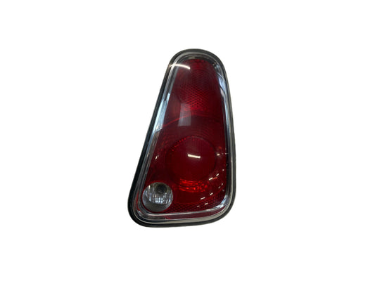 Mini Cooper Right Rear Taillight 63217166960 05-08 R50 R52 R53 450