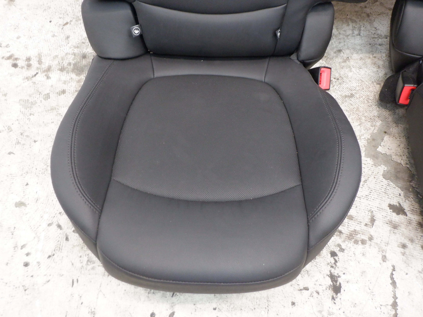 Mini Paceman Seats Black Leatherette 13-16 K9E1 251