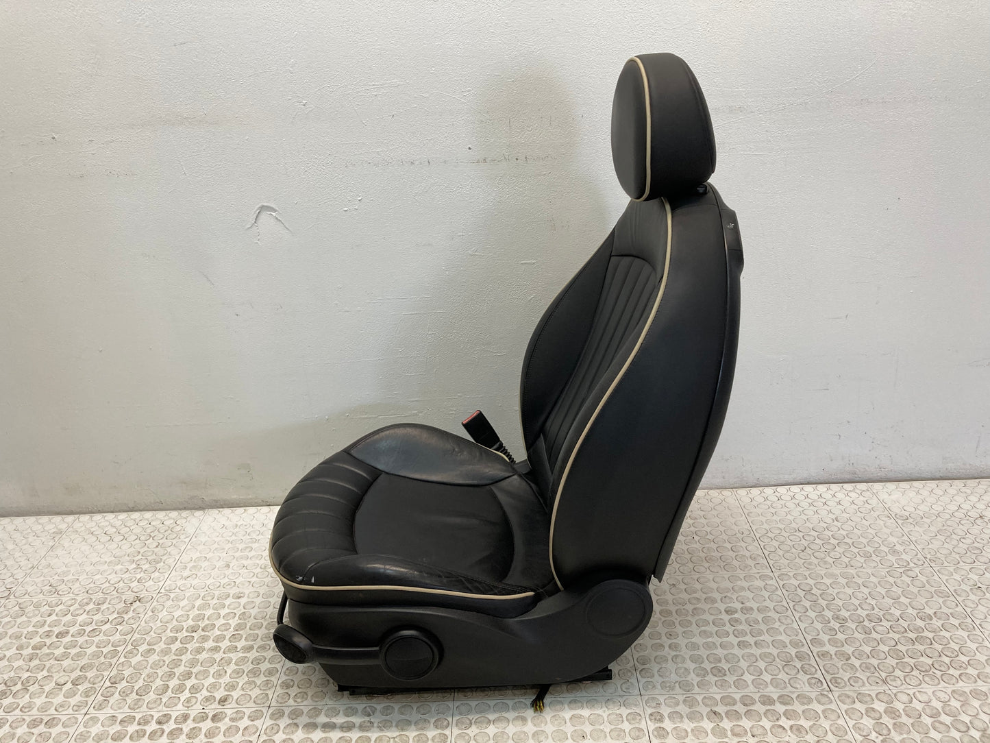 Mini Cooper Lounge Leather Seats Carbon Black T9E1 Heated 07-14 R56 R55 444