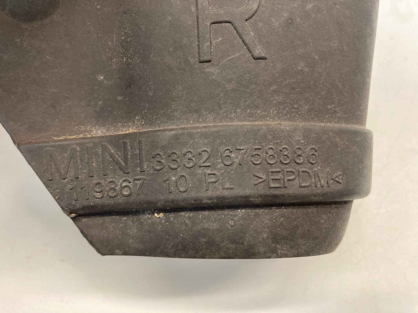 Mini Cooper Stone Chip Protection Right Rear 33326758386 02-08 R50 R52 R53