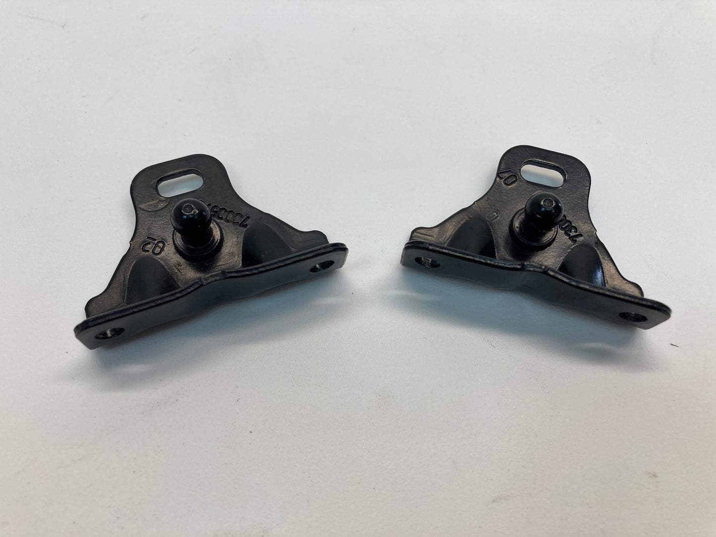 Mini Cooper Hood Strut Mount Bracket Pair 51237300575 F55 F56 F57