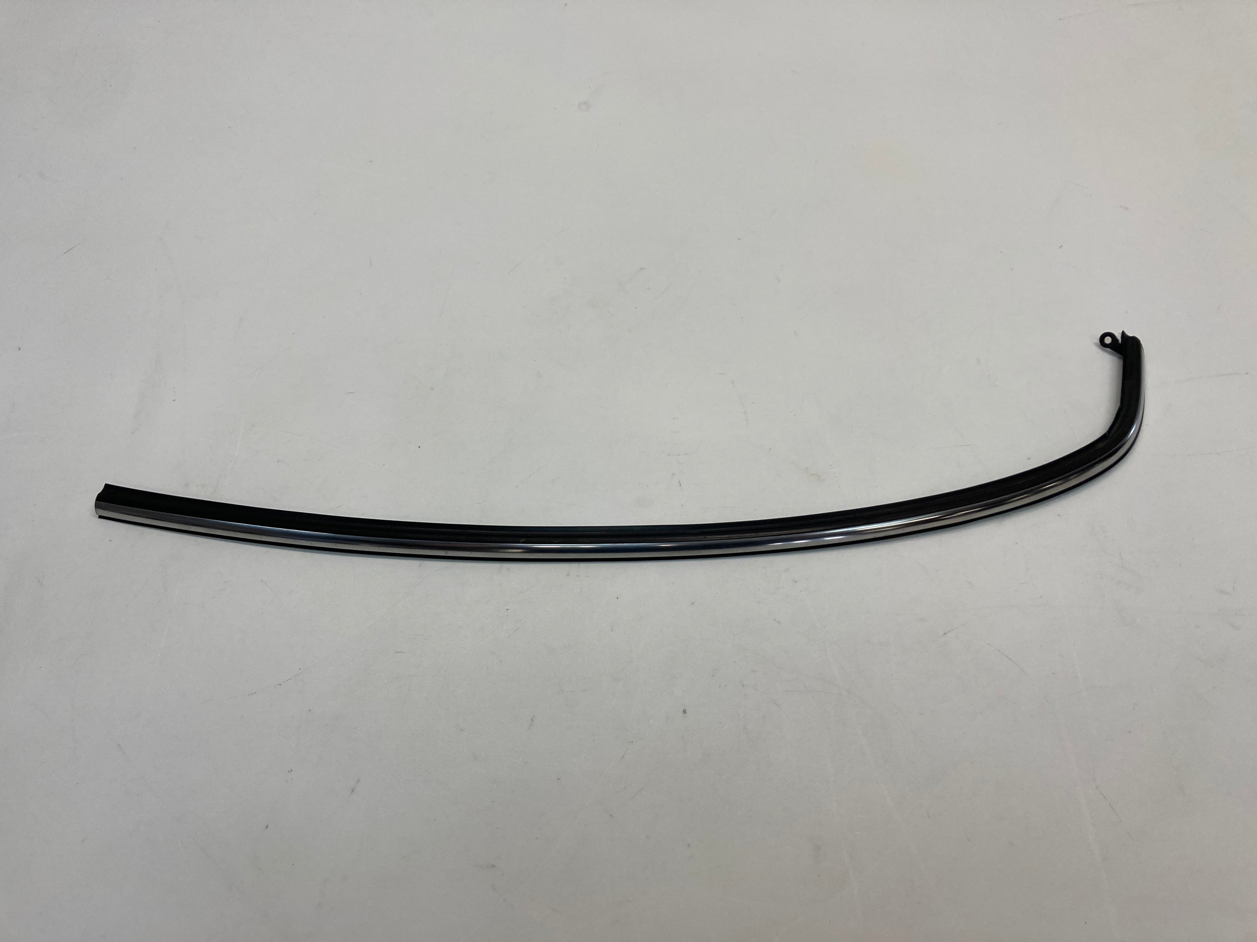 Mini Cooper Left Bottom Windshield Trim 51317051527 02-08 R50 R52 R53 ...