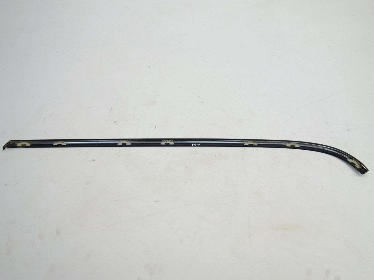 Mini Cooper Left Quarter Belt Line Trim 51367071671 02-06 R50 R53