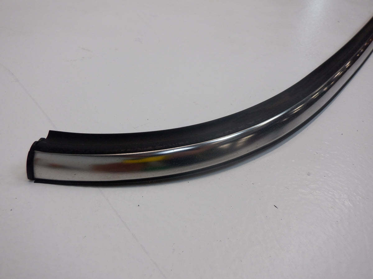 Mini Cooper Right Quarter Side Molding 51372756102 07-13 R56