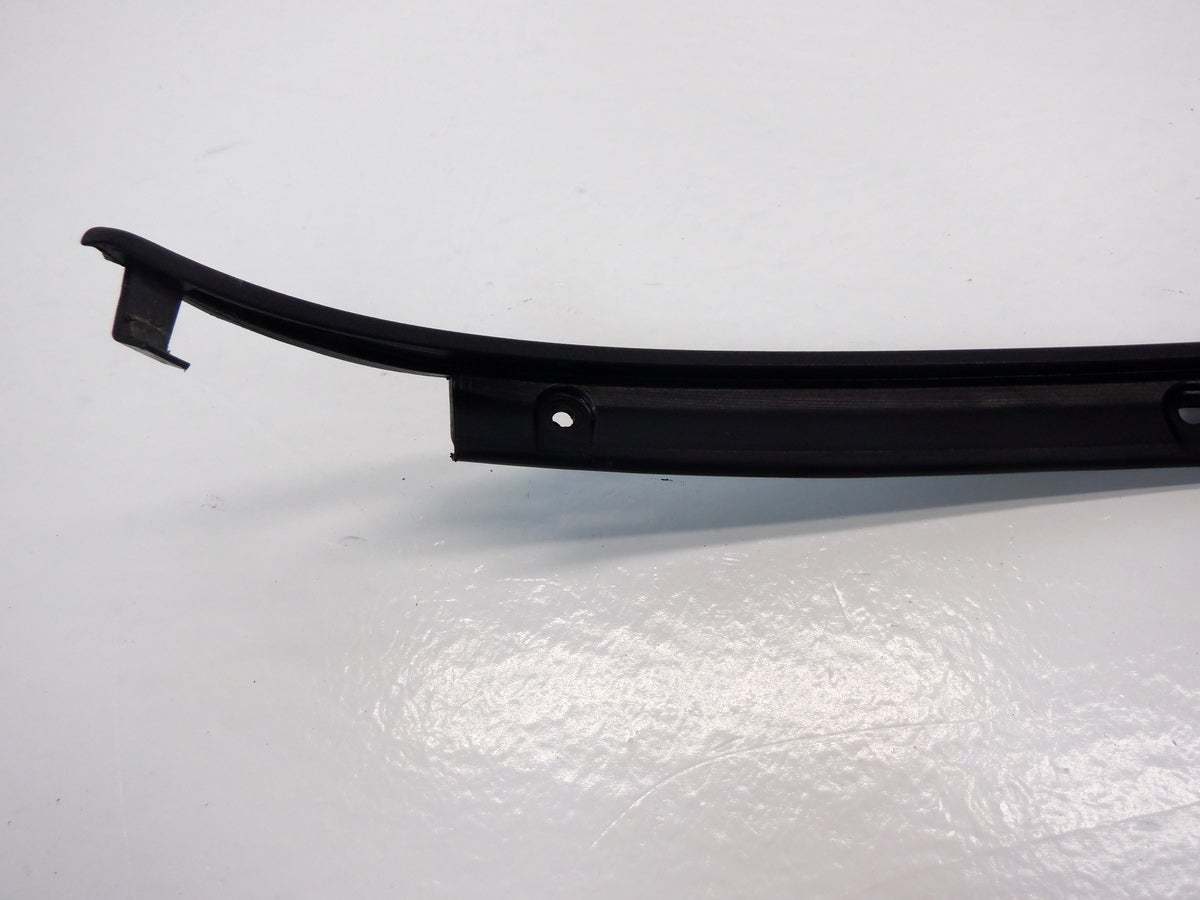 Mini Cooper Coupe Right Door Seal Mount 51762759202 12-15 R58