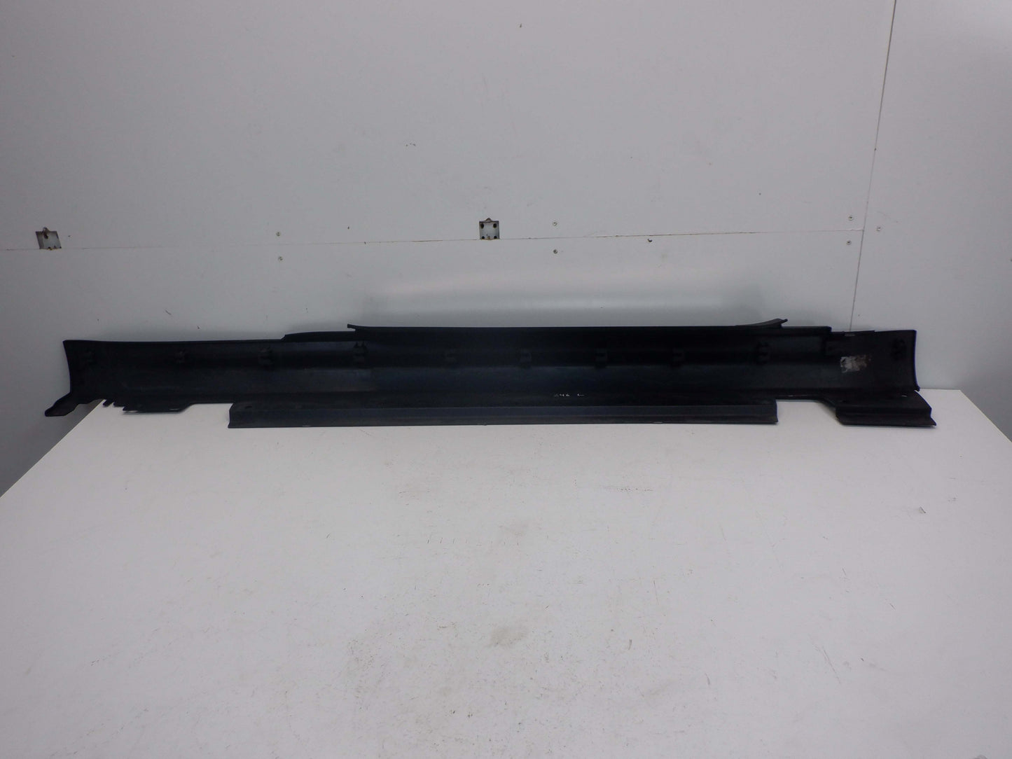 Mini Cooper Clubman S Left Side Skirt 51777167591 08-14 R55 246