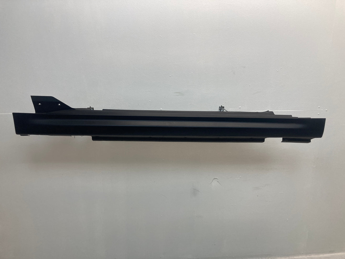 Mini Cooper Clubman Right Side Skirt 51777167592 08-14 R55 359