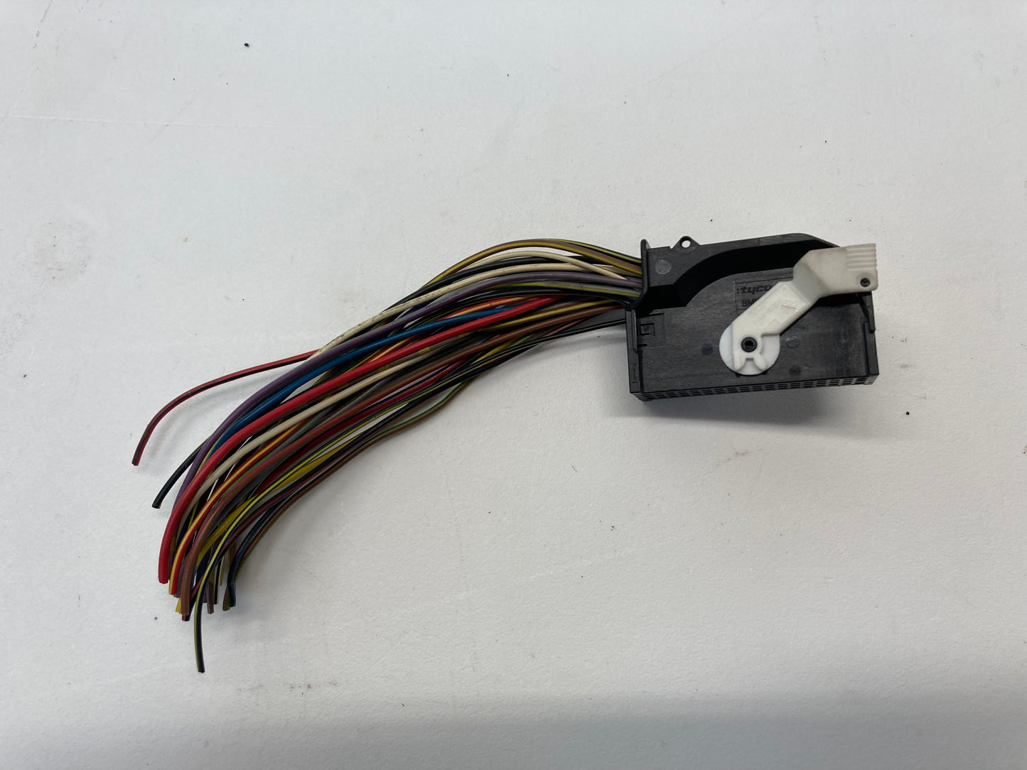 Mini Cooper Hatchback Body Control Module BCM Wires 02-06 R50 R53
