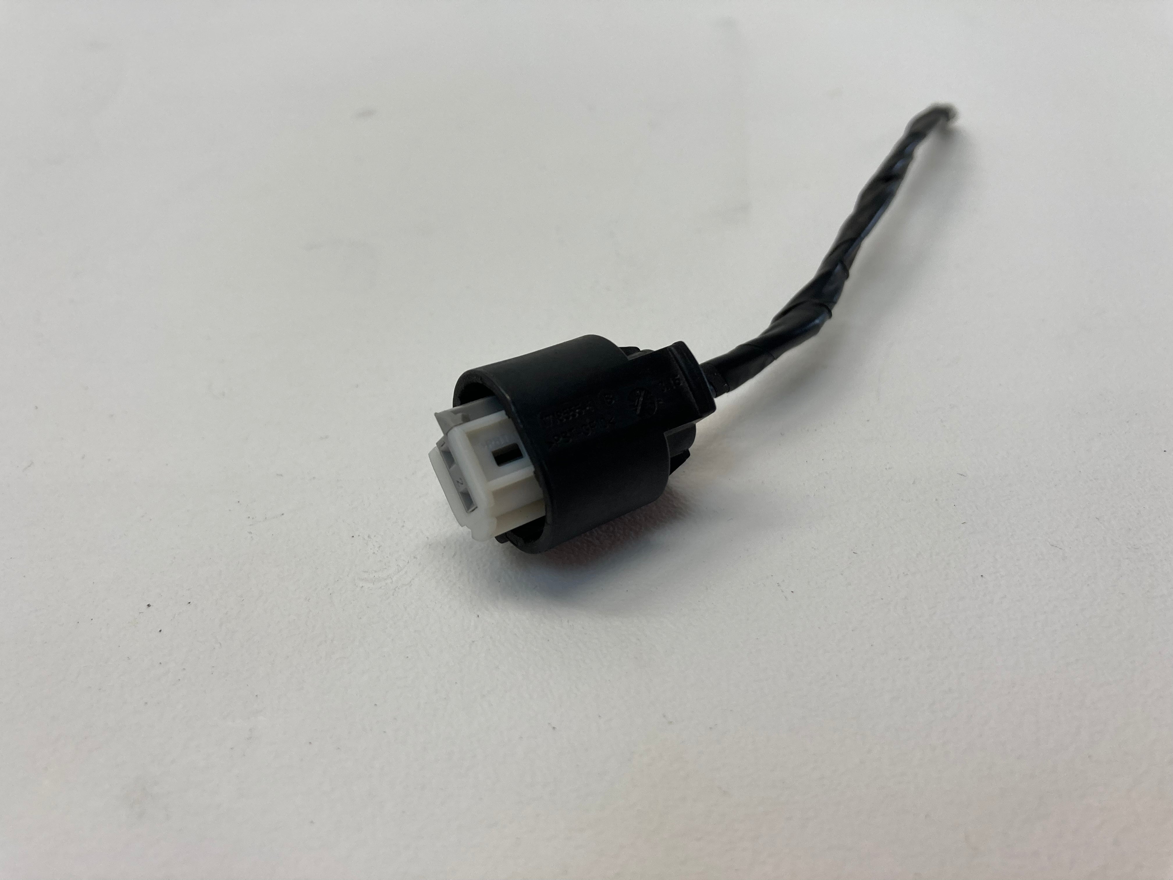 https://www.allmagautoparts.com/cdn/shop/products/65816936953-wire-7c0c2beed944b2510a01a1d8f18ef7ed1d2648e1.jpg?v=1696966197