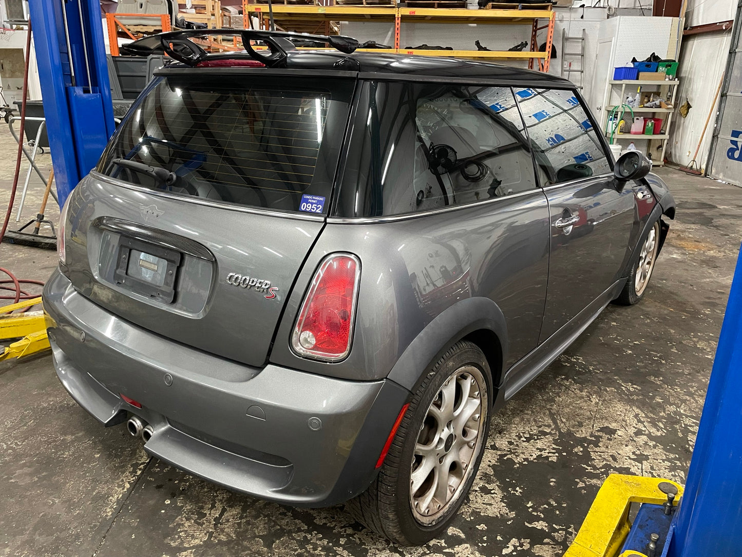 2006 MINI Cooper Hatchback S, New Parts Car (October 2021) Stk # 261