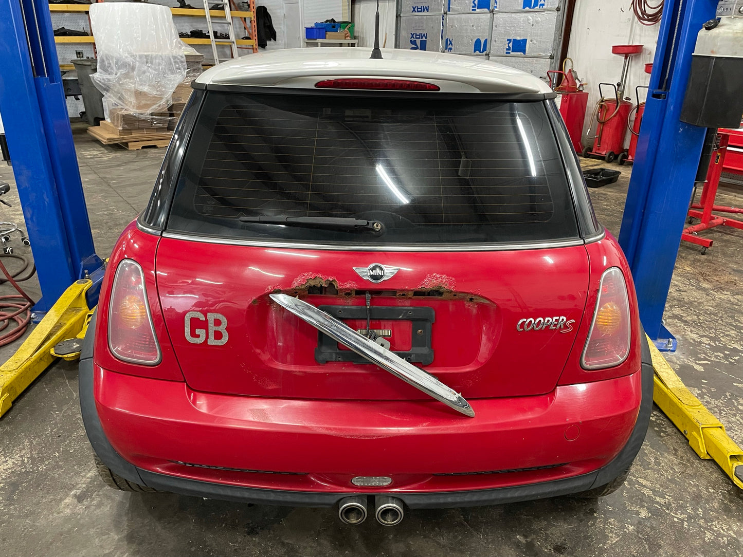 2004 MINI Cooper Hatchback S, New Parts Car (November 2021) Stk # 265